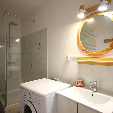 T2 Centre-ville, 6 Couchages - Fr-1-415-189 * Le Mont-Dore