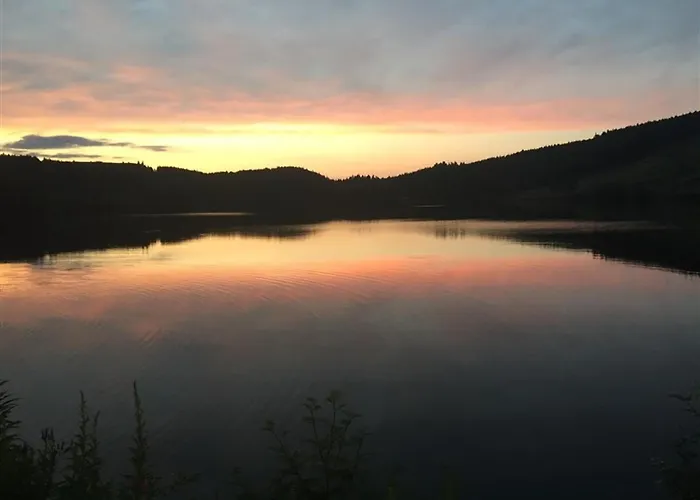 T2 Centre-ville, 6 Couchages - Fr-1-415-189 Le Mont-Dore